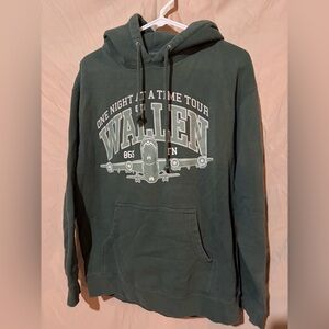 Morgan Wallen tour sweatshirt